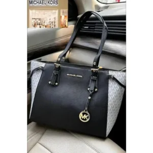 Michael Kors Voyager Bag