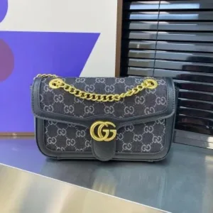 Gucci GG Marmont Shoulder Bag